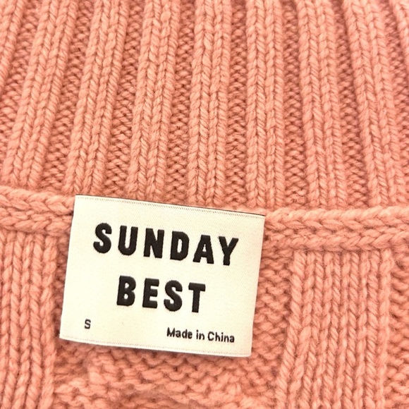 Aritzia Sunday Best Winston Vest- Oversized Cable Knit Sweater Vest- Size Small - Picture 5 of 15